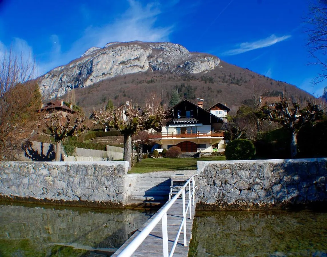 Chalet De Charme Avec Ponton Prive Et Acces Direct Au Lac, 4Ch 8 Pers, Exclusivite Lla Selections By Location Lac Annecy Veyrier-du-Lac 0*,  Γαλλία